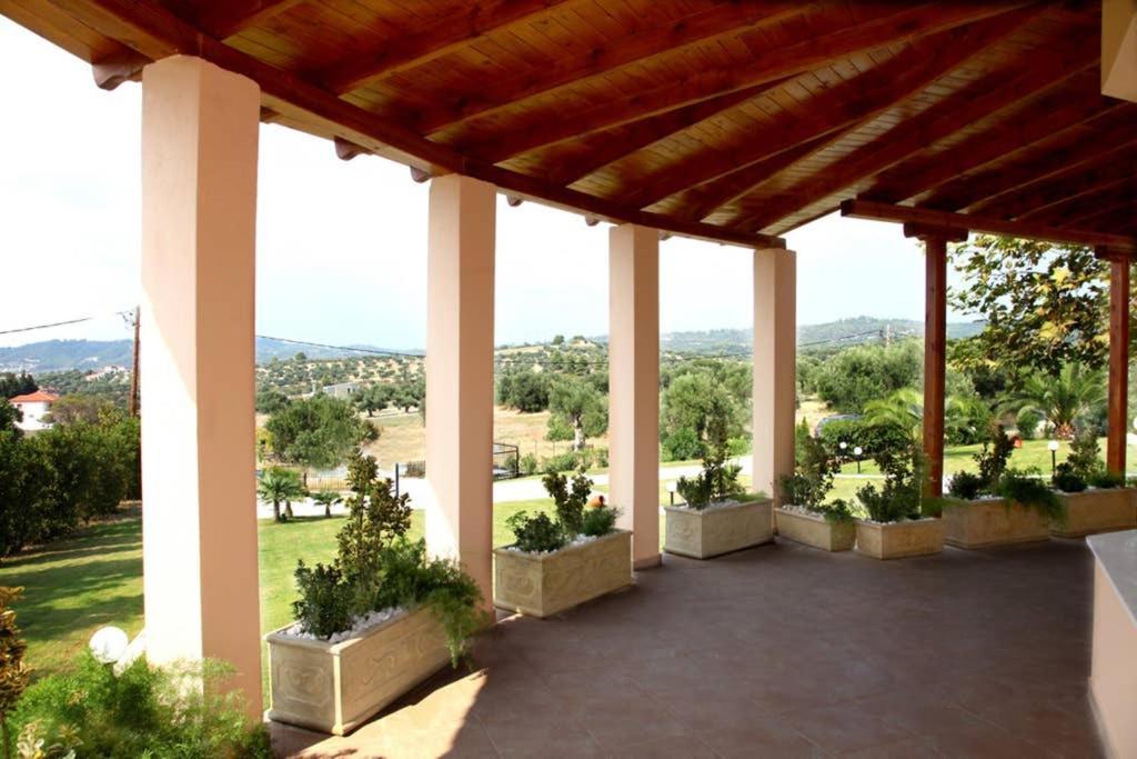 Wonderful Villa With Great View In Posidi-Kalandra 外观 照片