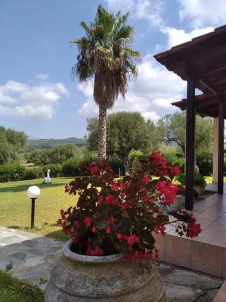 Wonderful Villa With Great View In Posidi-Kalandra 外观 照片